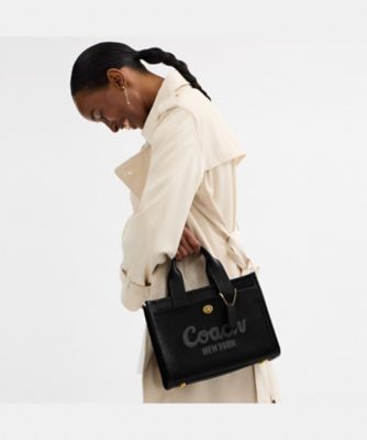 コンパクトで可愛い♡【Coach】2way  カーゴトート26 カーゴ トート 26 | COACH/コーチ | 三越伊勢丹オンライン